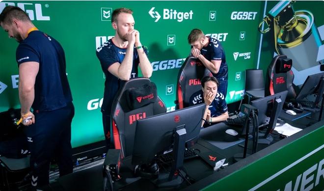 的悬念和辉 的悬念和辉