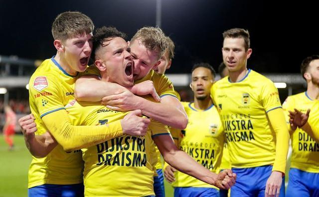 员之间的激 员之间的激